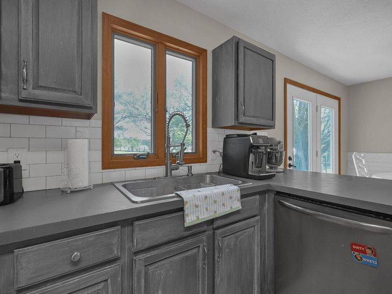 7645 US Highway 22 E, Circleville, OH 43113 Photo 17