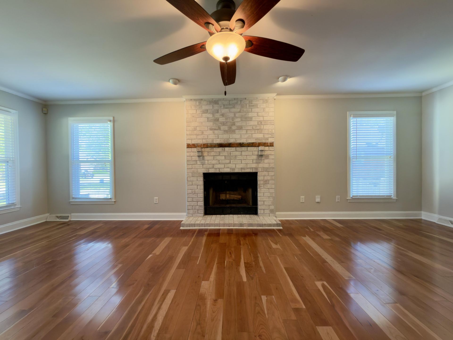 808 Detyens Road Photo 8