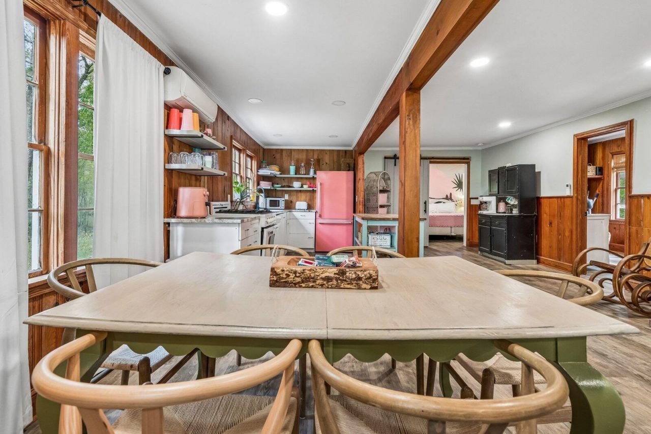 460 Trout Lane Photo 14