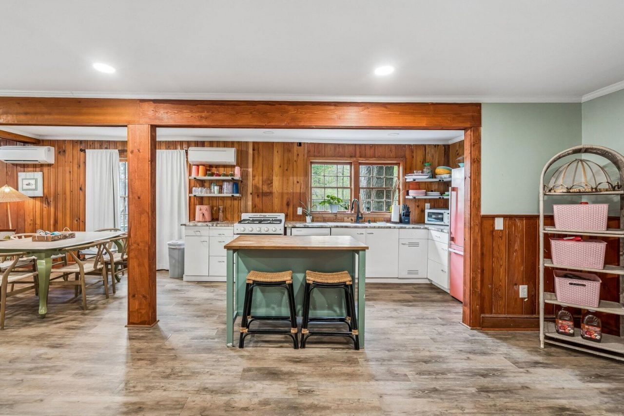 460 Trout Lane Photo 16