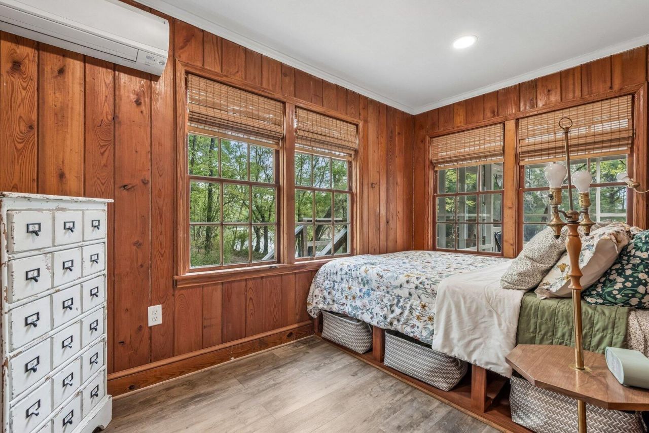 460 Trout Lane Photo 33