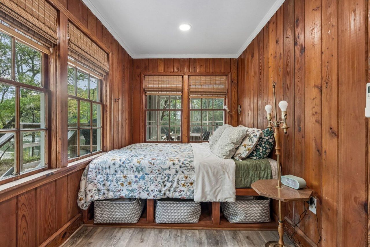 460 Trout Lane Photo 34