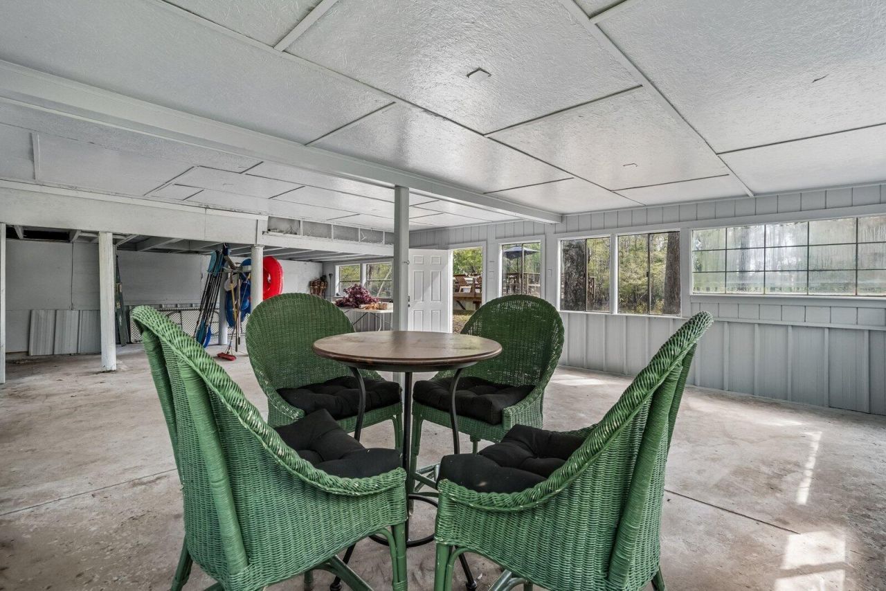 460 Trout Lane Photo 41