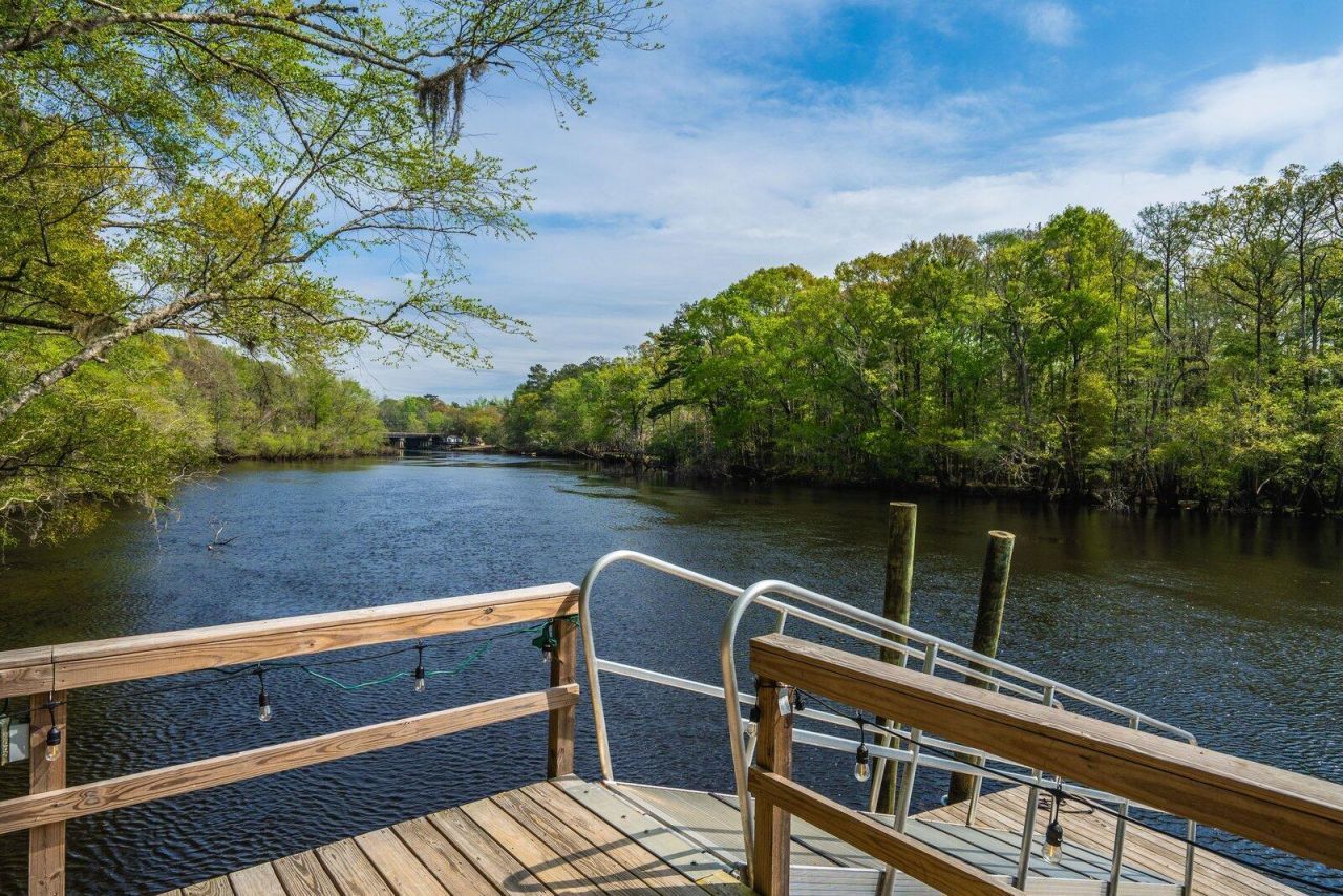 460 Trout Lane Photo 63