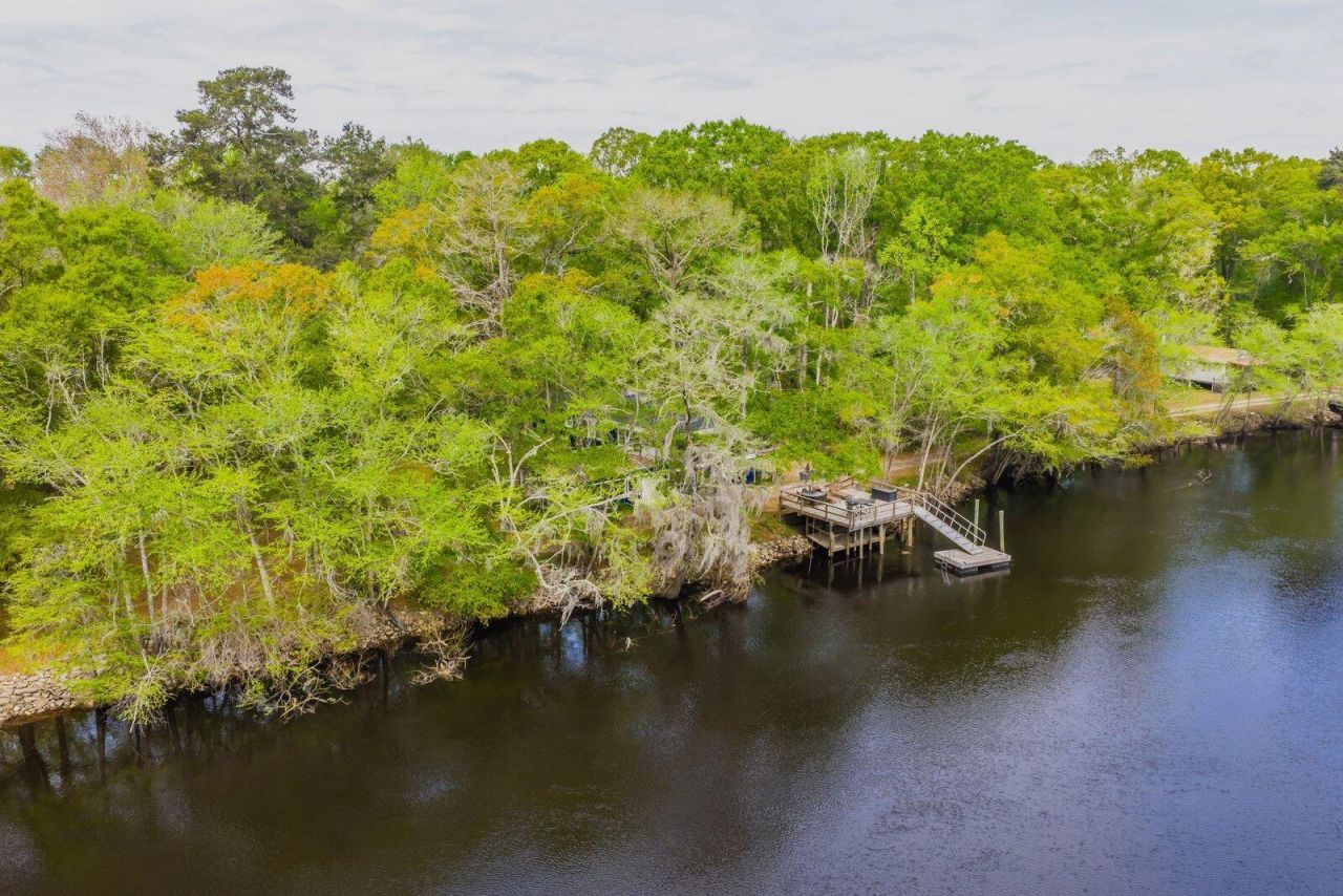 460 Trout Lane Photo 70