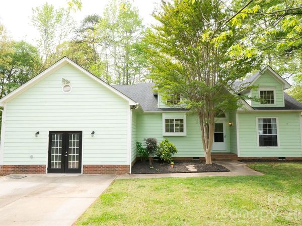 10737 Spruce Mountain Road, Charlotte, NC 28214
