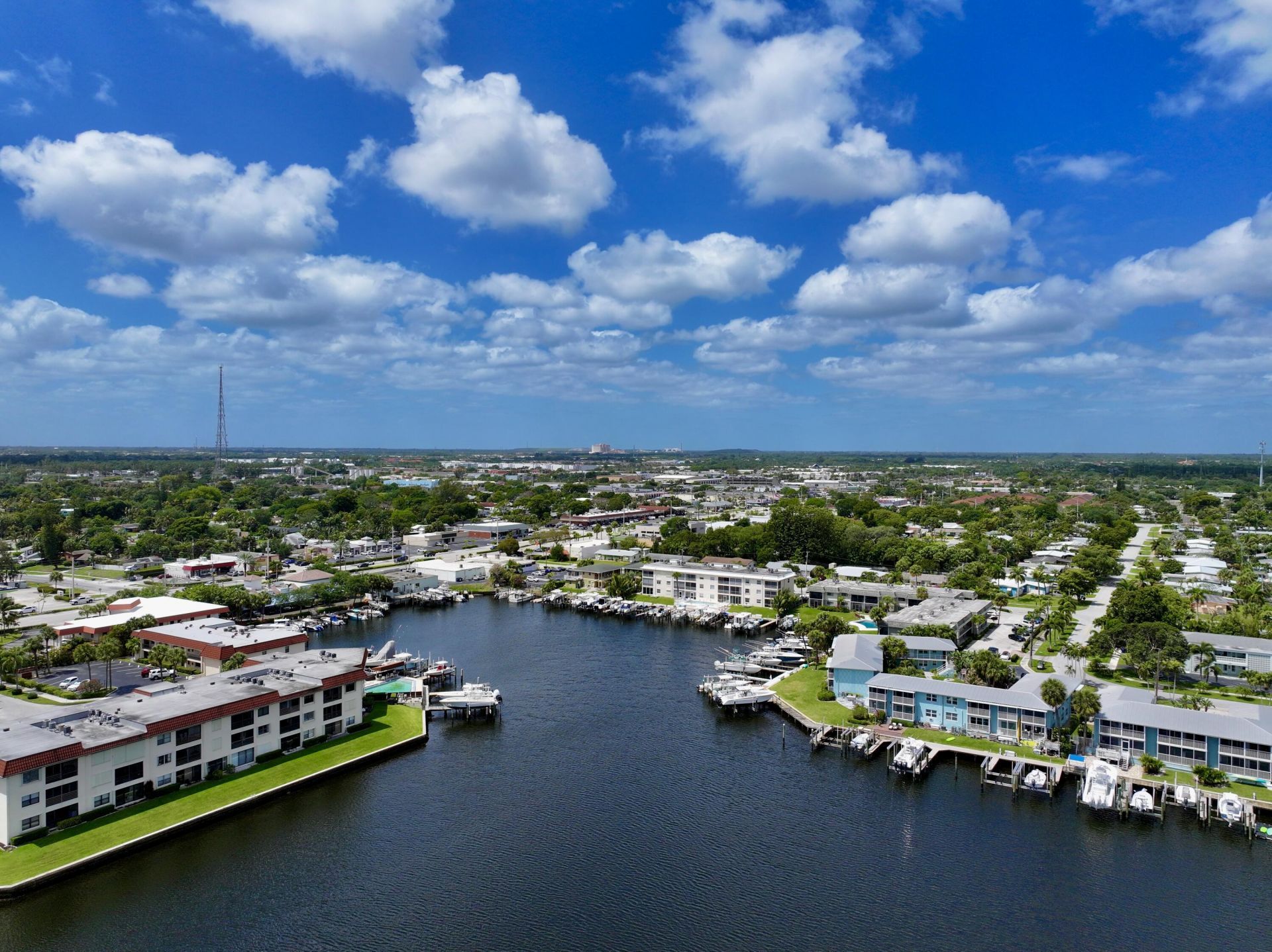 312 Northlake Drive, Unit 104, North Palm Beach, FL 33408 Photo