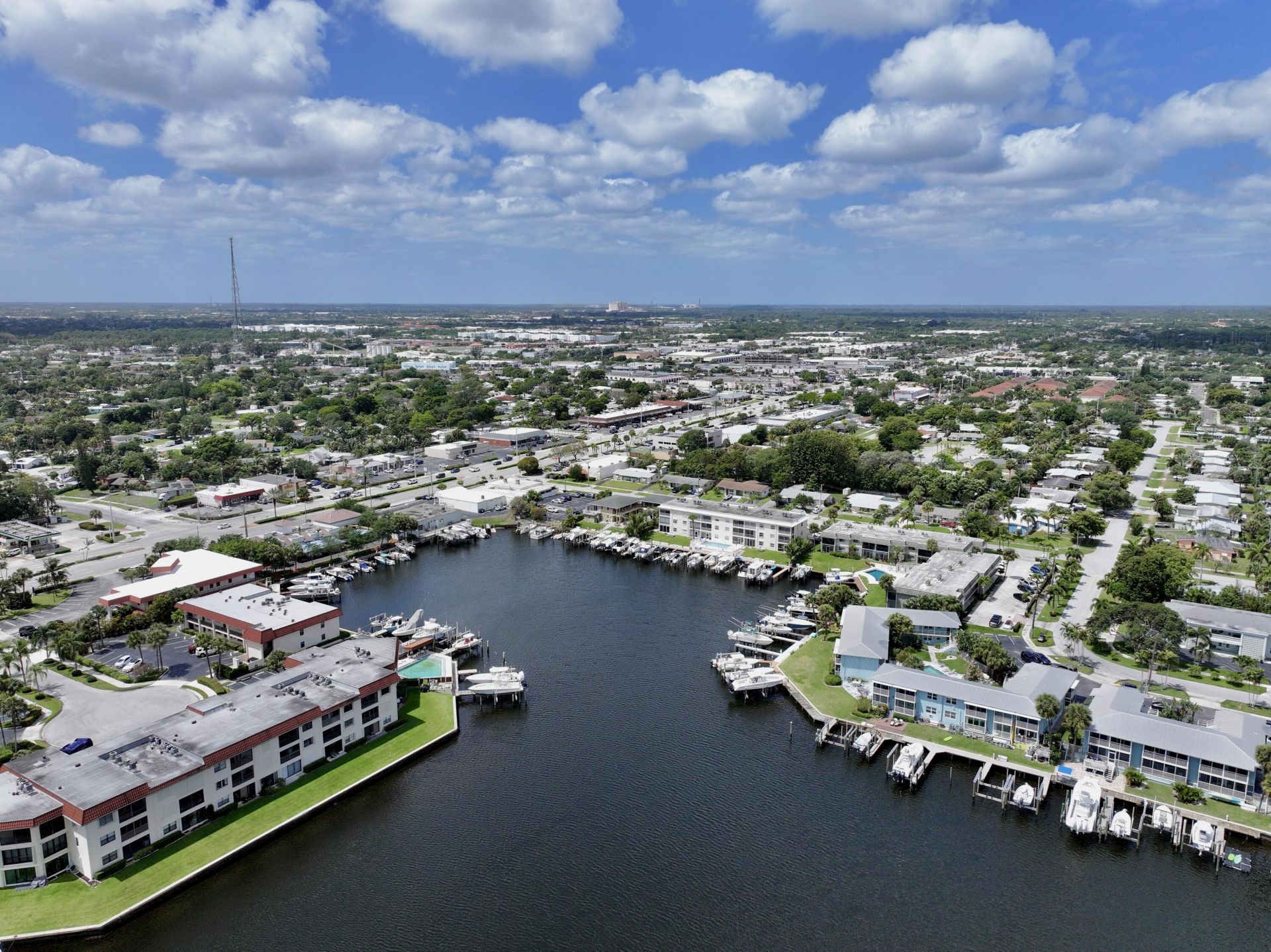 312 Northlake Drive, Unit 104, North Palm Beach, FL 33408 Photo