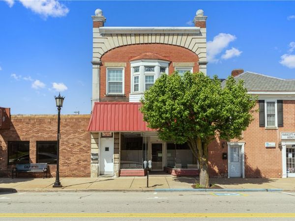 322 3rd St, California, PA 15419