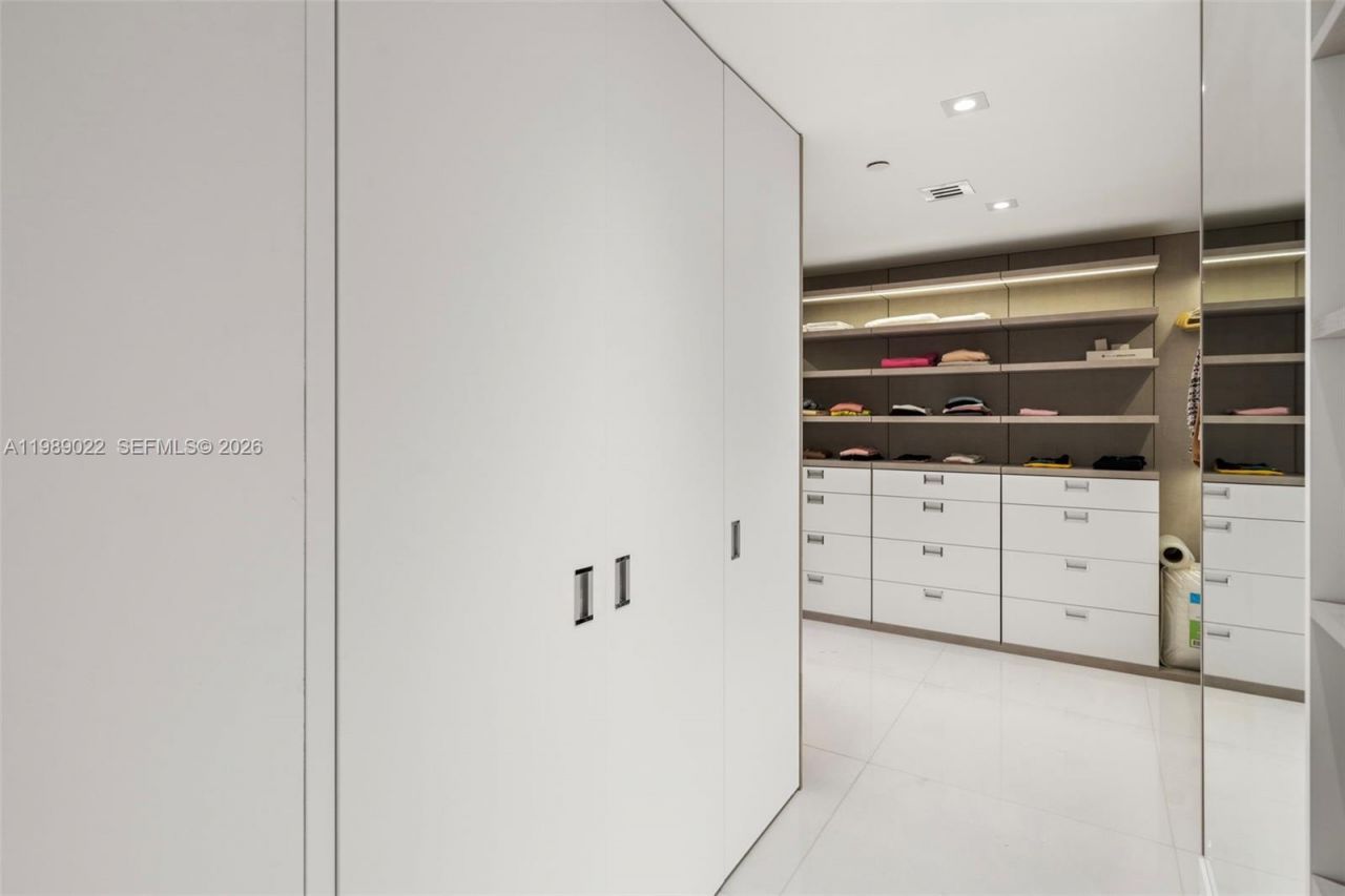 9999 Collins Ave, Unit 11J, Bal Harbour, FL 33154 Photo