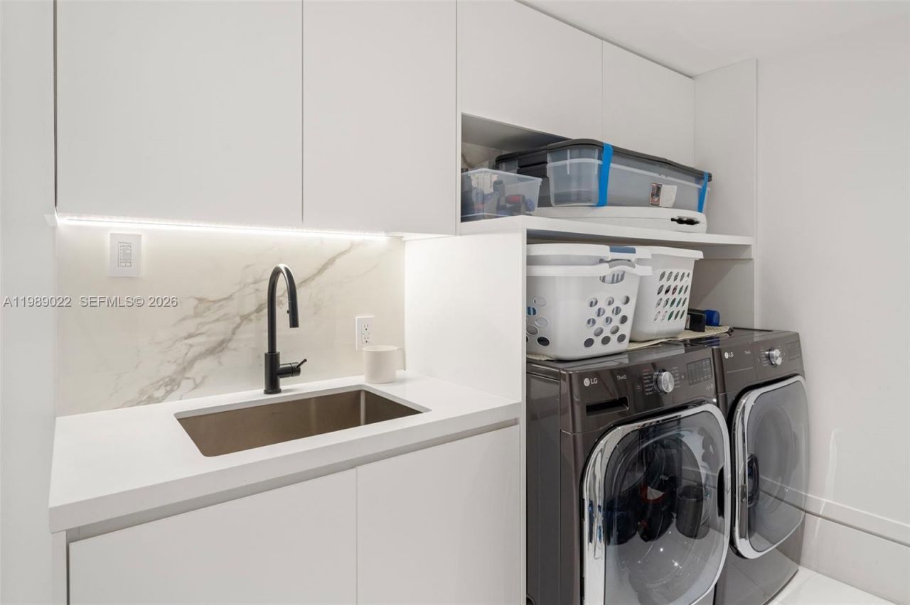 9999 Collins Ave, Unit 11J, Bal Harbour, FL 33154 Photo