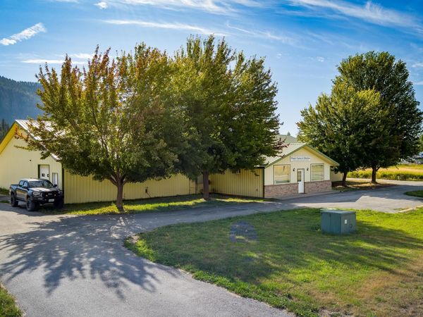 634 N 7th St, Chewelah, WA 99109