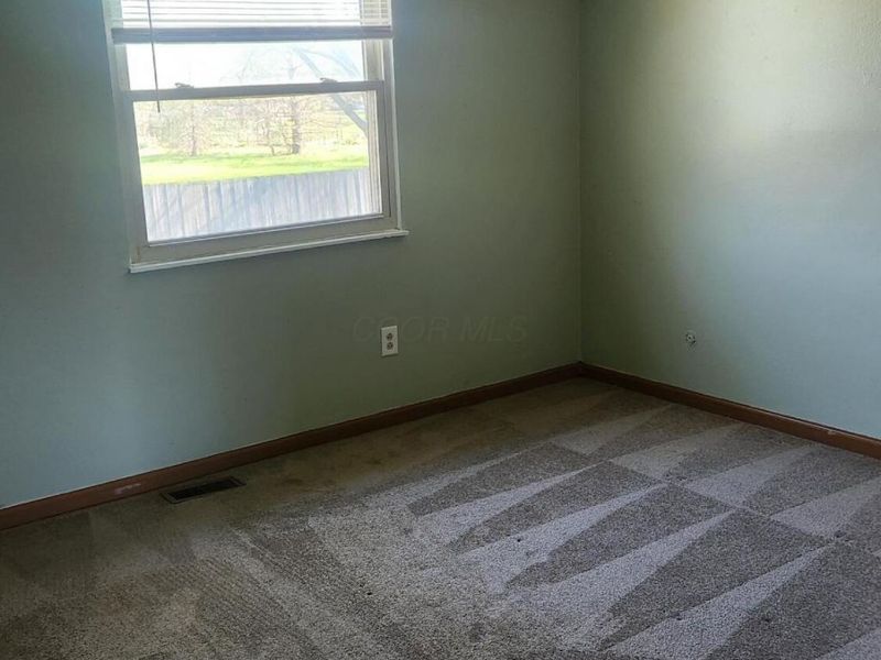 620 Mistletoe Court, Columbus, OH 43230 Photo 10