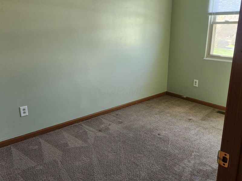 620 Mistletoe Court, Columbus, OH 43230 Photo 12