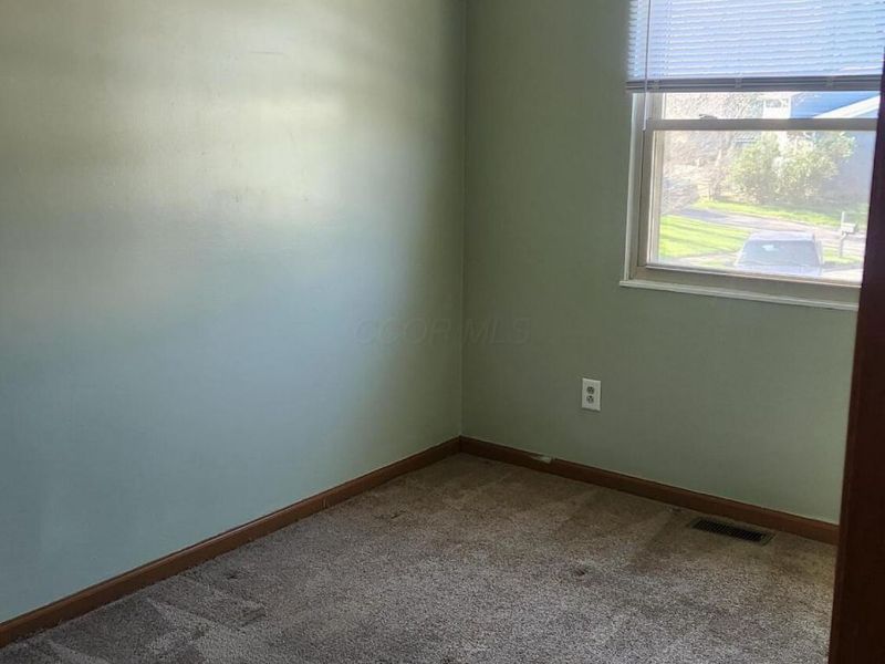 620 Mistletoe Court, Columbus, OH 43230 Photo 13