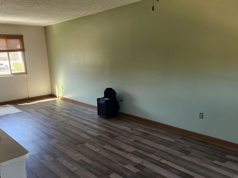 620 Mistletoe Court, Columbus, OH 43230 Photo 4