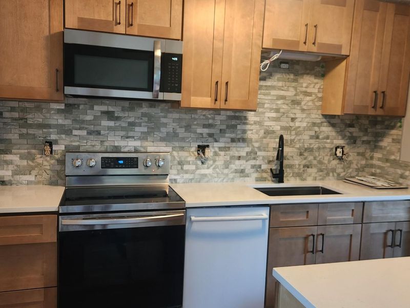 620 Mistletoe Court, Columbus, OH 43230 Photo 6