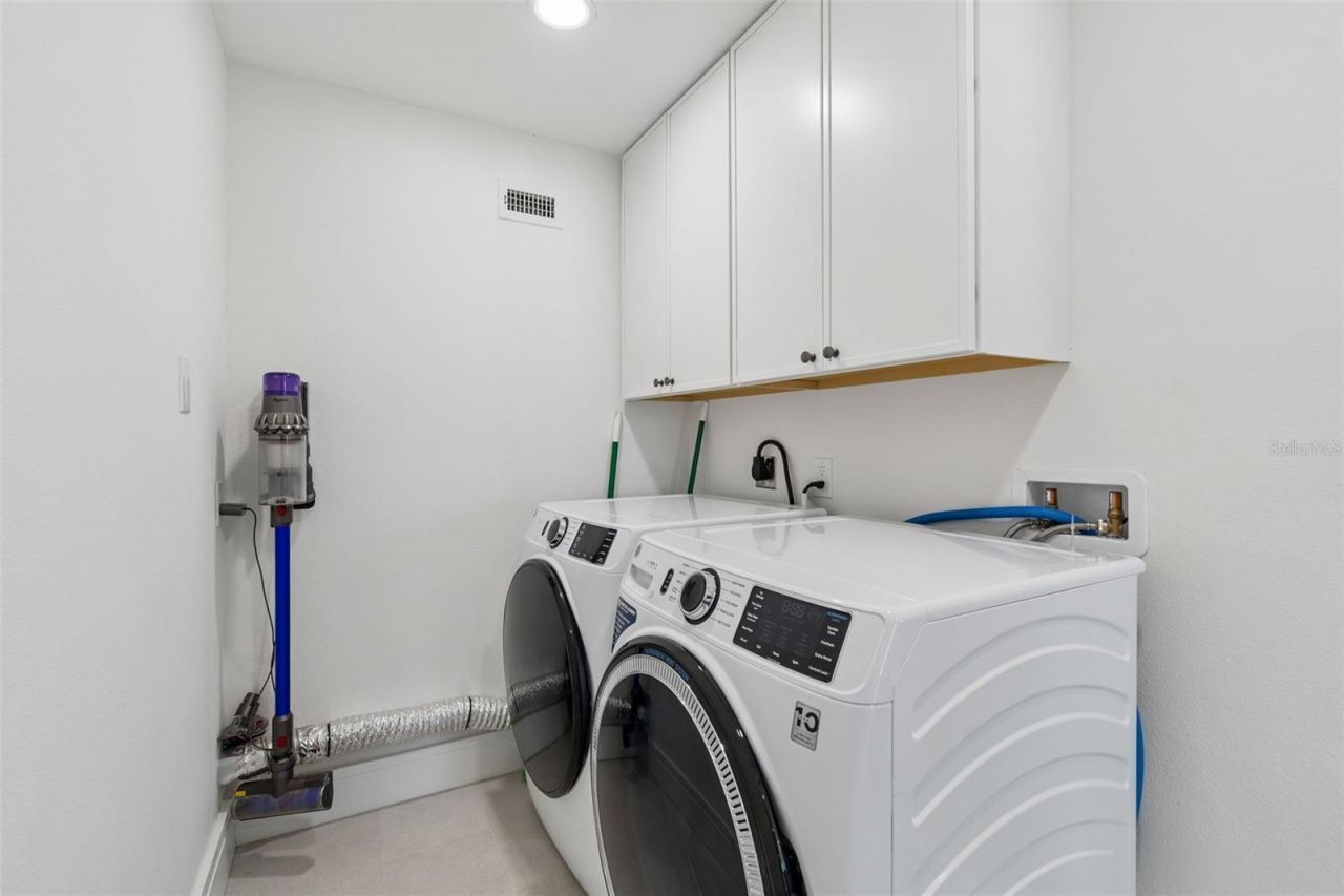 930 Eldorado Avenue, Clearwater Beach, FL 33767 Photo