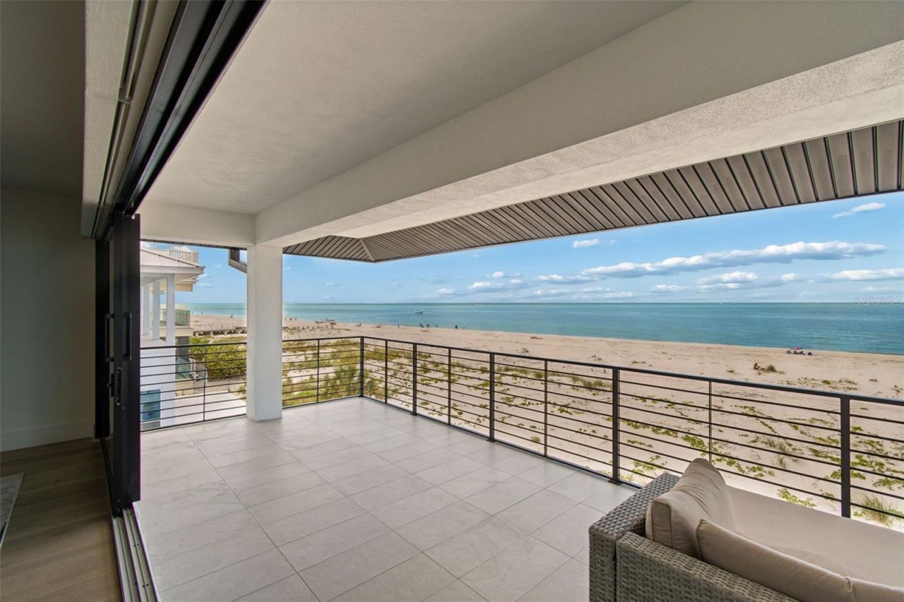 930 Eldorado Avenue, Clearwater Beach, FL 33767 Photo