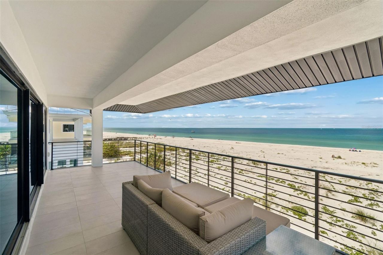 930 Eldorado Avenue, Clearwater Beach, FL 33767 Photo