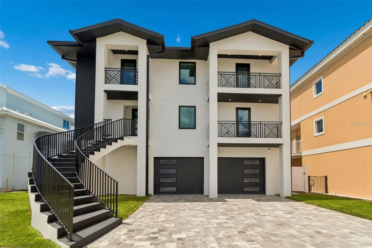 930 Eldorado Avenue, Clearwater Beach, FL 33767 Photo