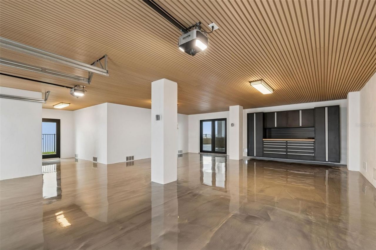 930 Eldorado Avenue, Clearwater Beach, FL 33767 Photo