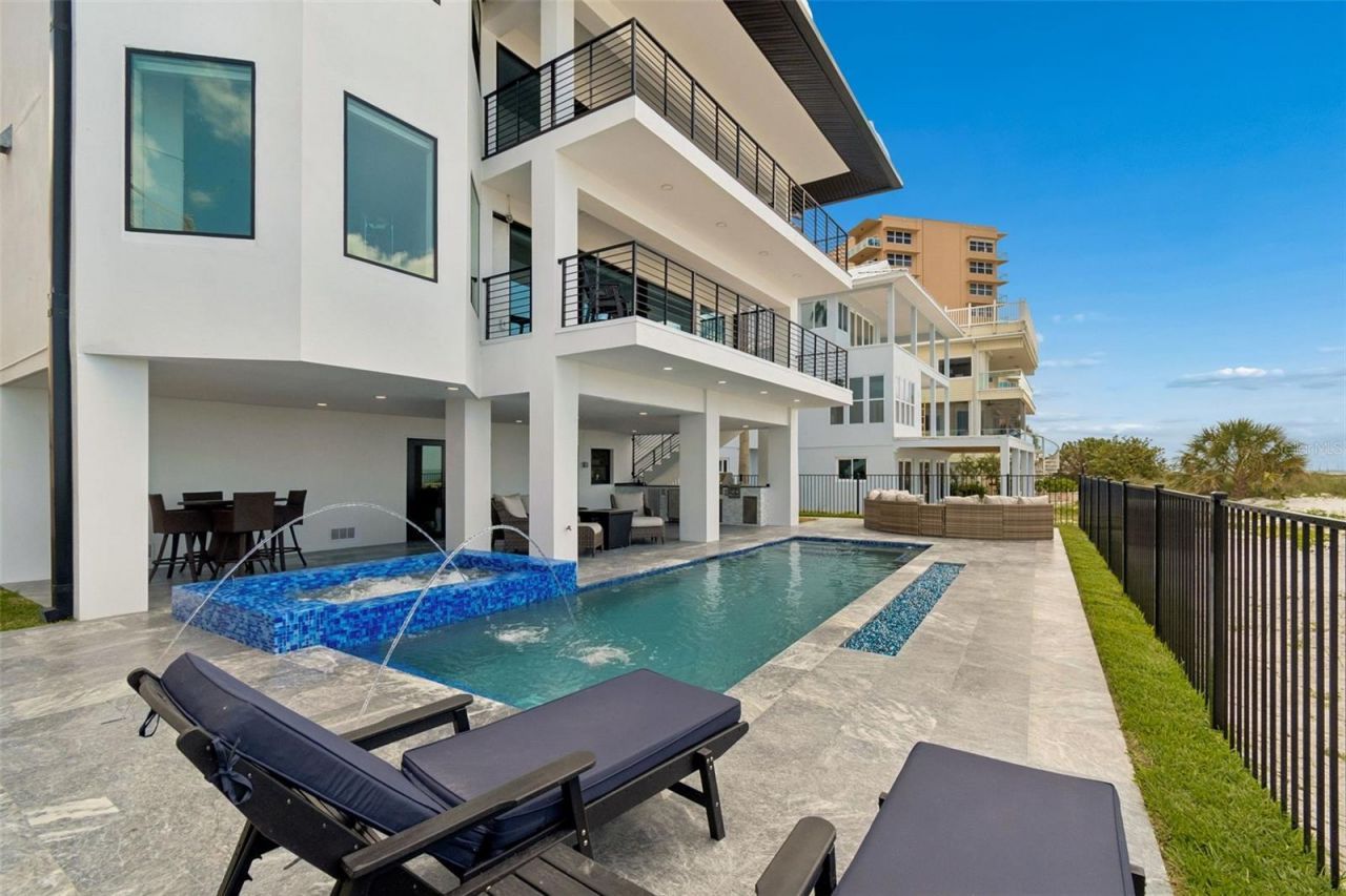 930 Eldorado Avenue, Clearwater Beach, FL 33767 Photo