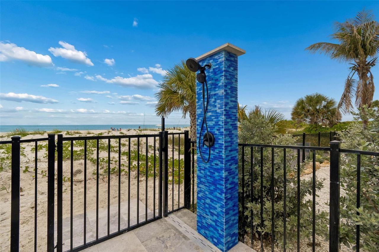 930 Eldorado Avenue, Clearwater Beach, FL 33767 Photo