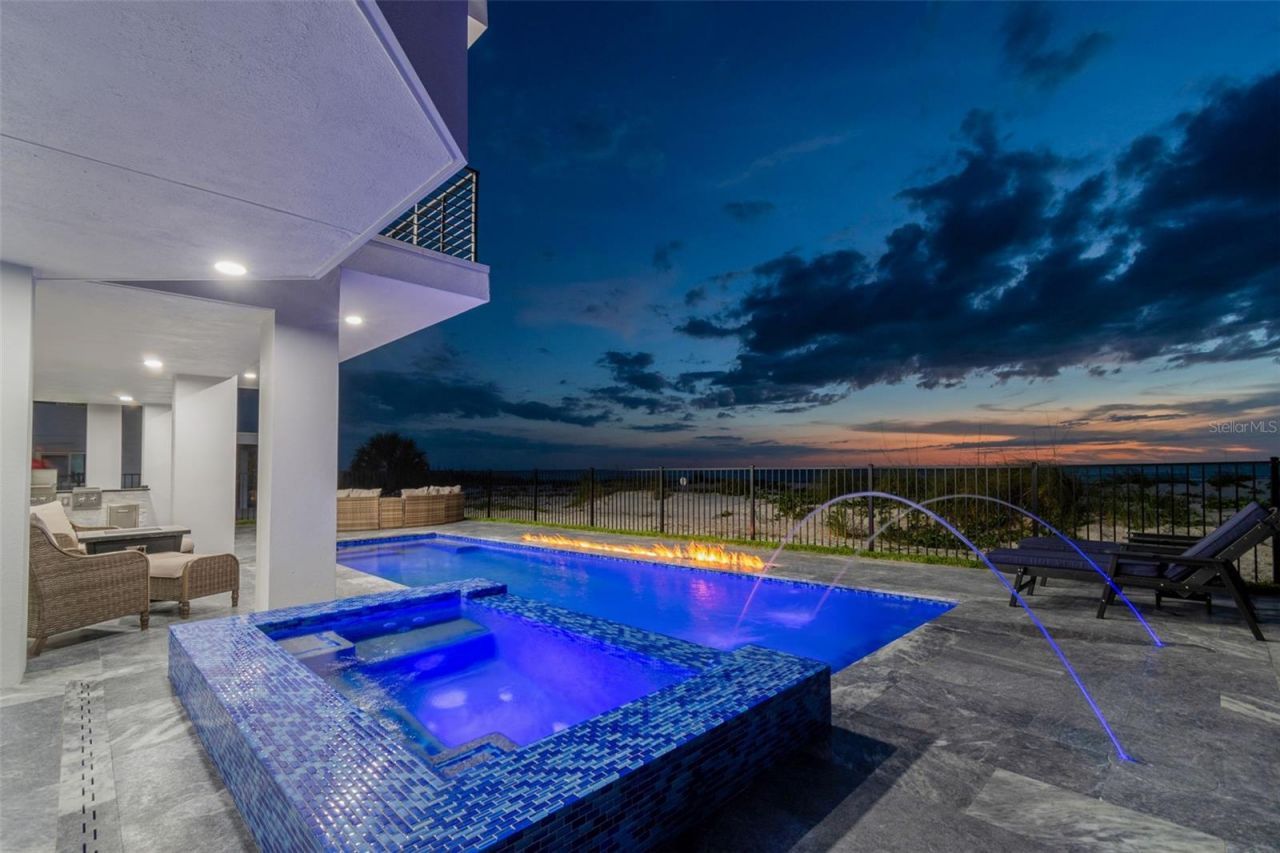 930 Eldorado Avenue, Clearwater Beach, FL 33767 Photo