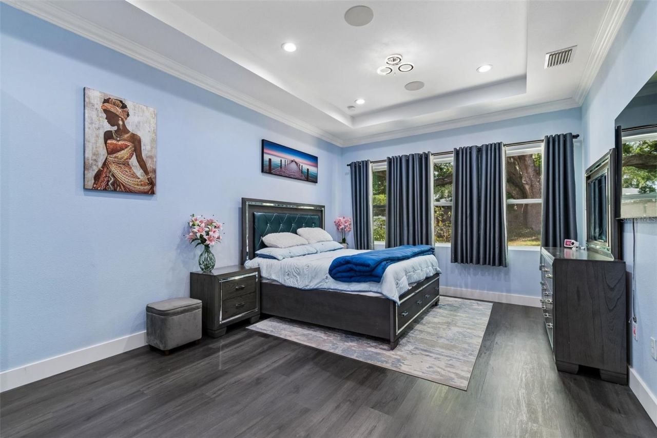 106 W 122nd Avenue, Tampa, FL 33612 Photo