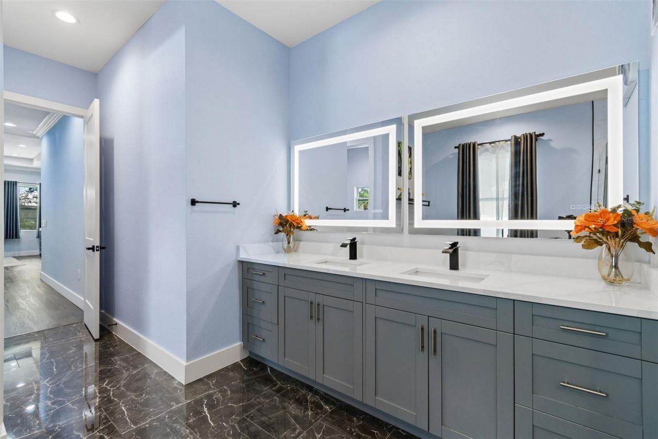 106 W 122nd Avenue, Tampa, FL 33612 Photo