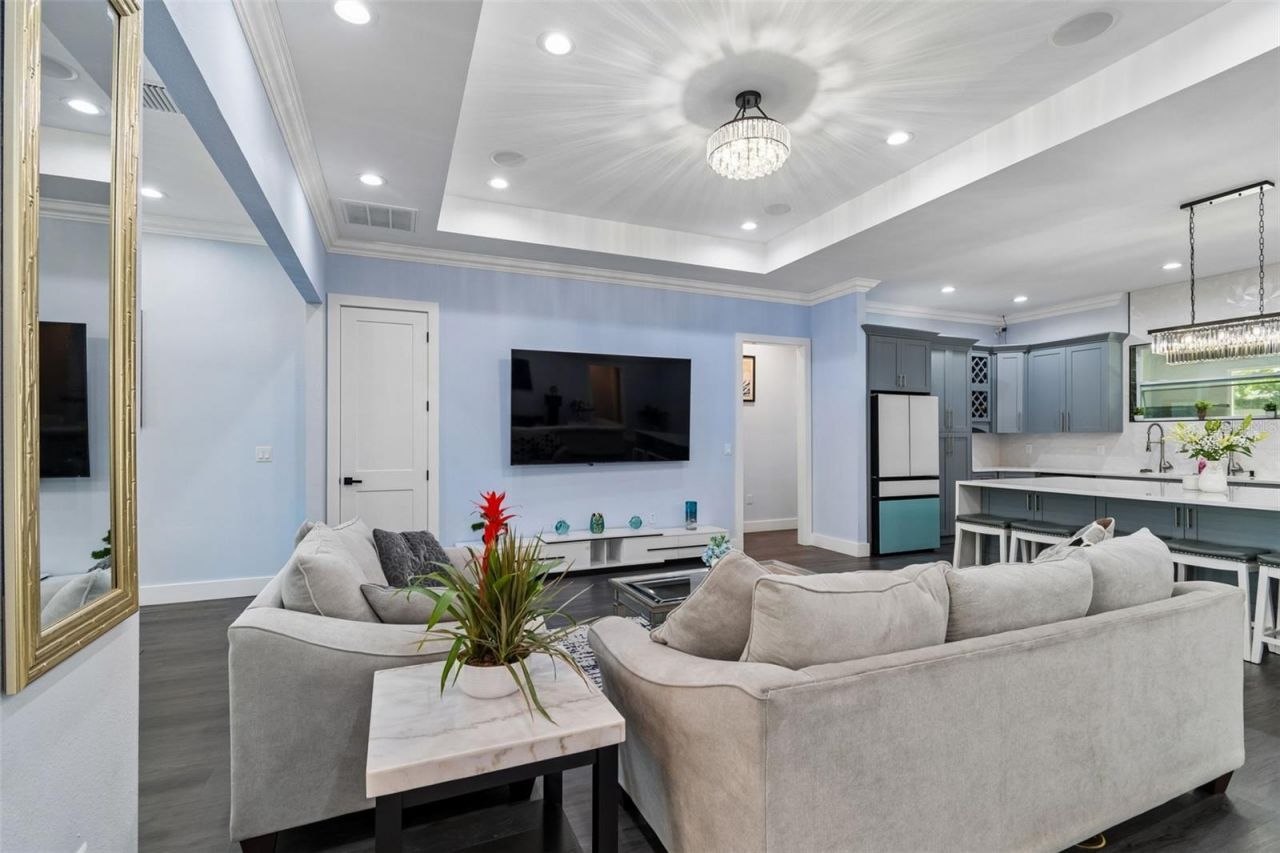 106 W 122nd Avenue, Tampa, FL 33612 Photo