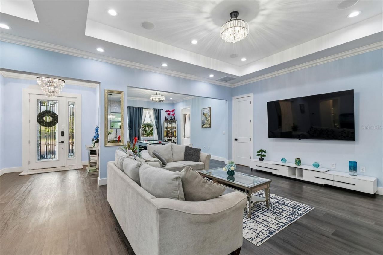 106 W 122nd Avenue, Tampa, FL 33612 Photo