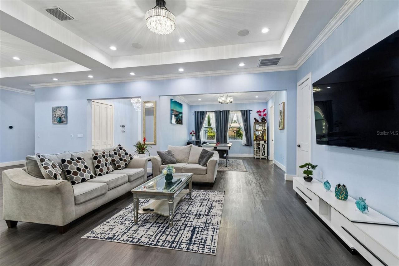 106 W 122nd Avenue, Tampa, FL 33612 Photo