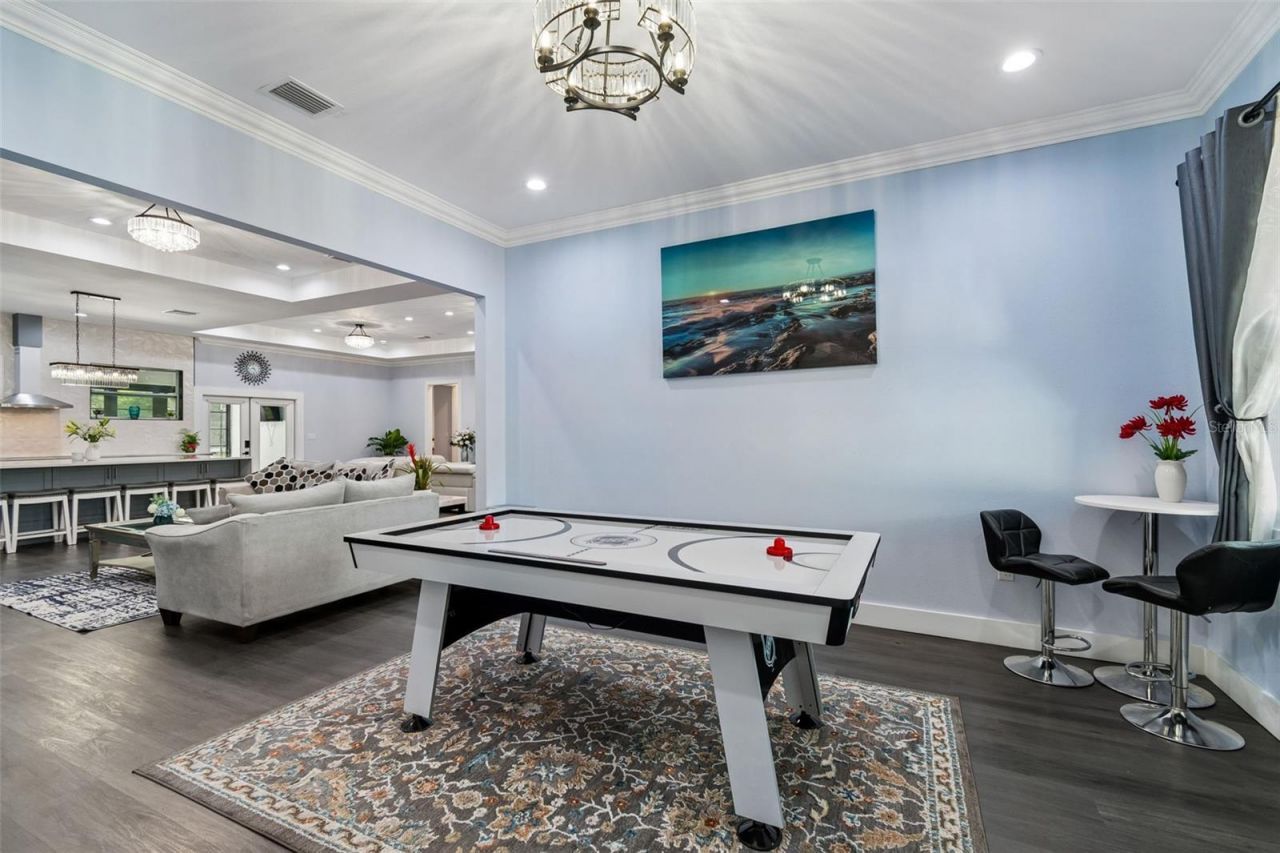 106 W 122nd Avenue, Tampa, FL 33612 Photo