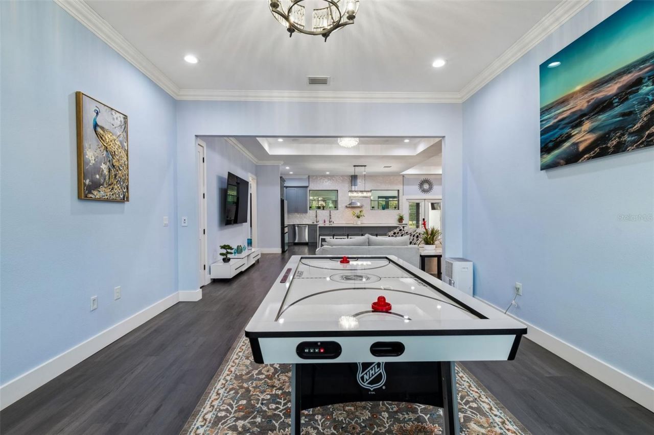 106 W 122nd Avenue, Tampa, FL 33612 Photo