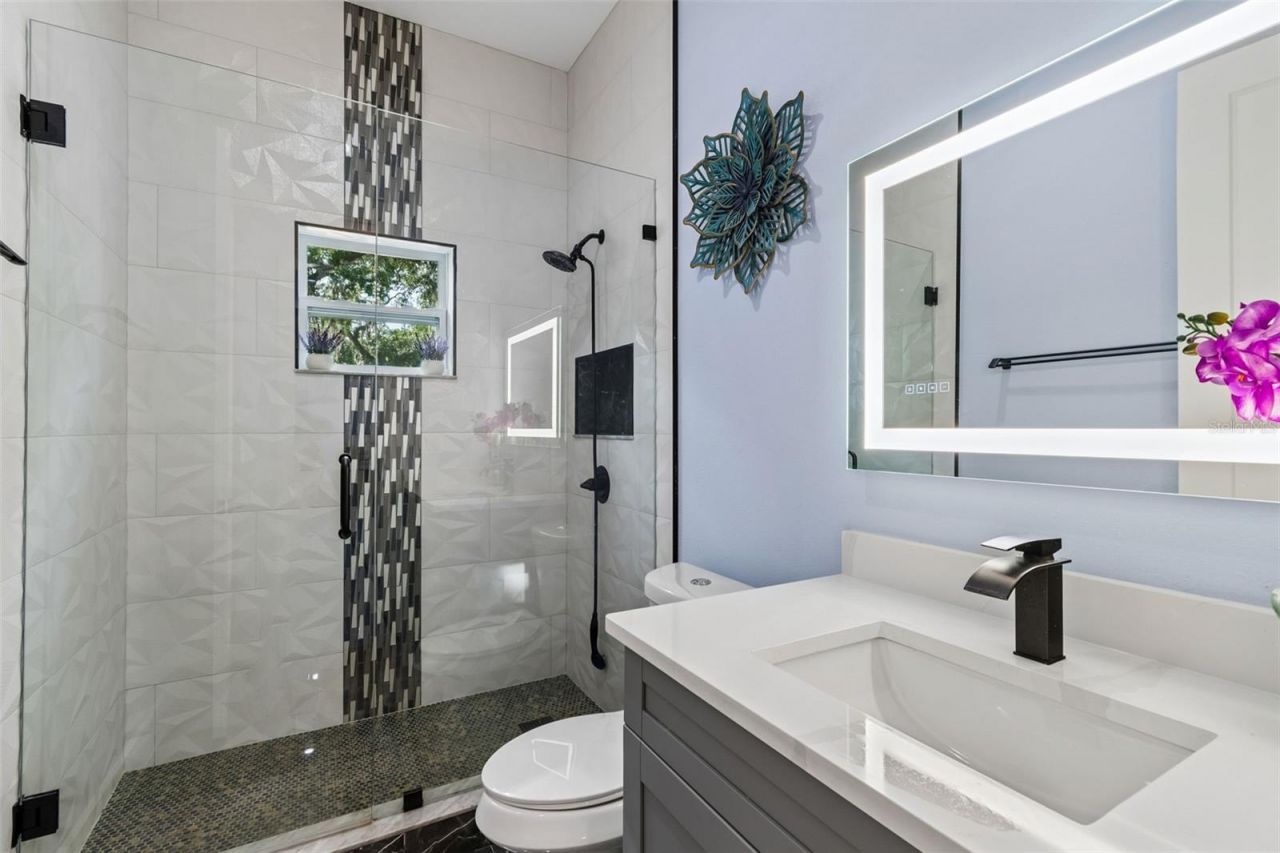 106 W 122nd Avenue, Tampa, FL 33612 Photo