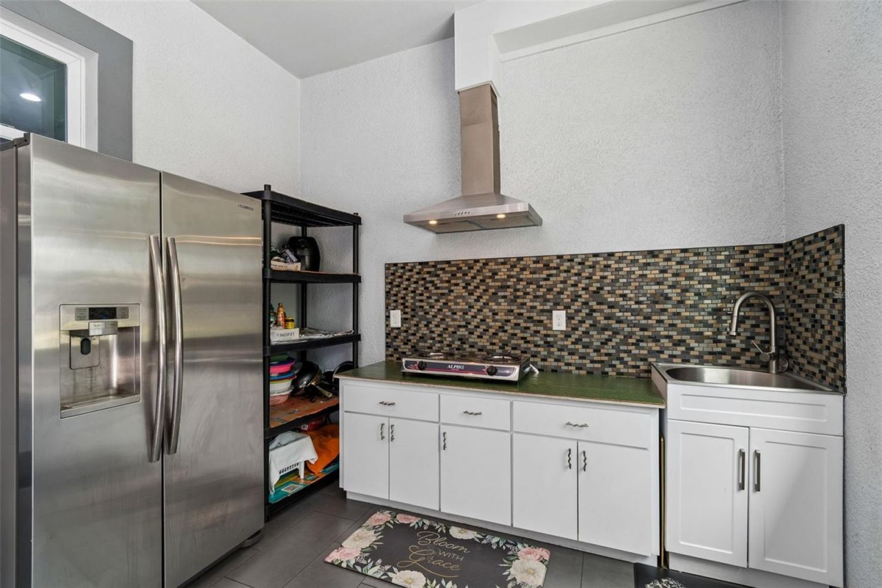 106 W 122nd Avenue, Tampa, FL 33612 Photo