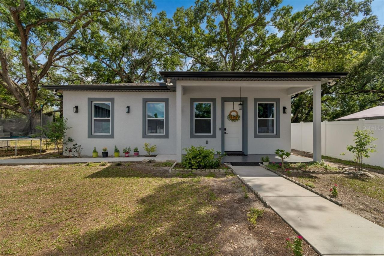 106 W 122nd Avenue, Tampa, FL 33612 Photo
