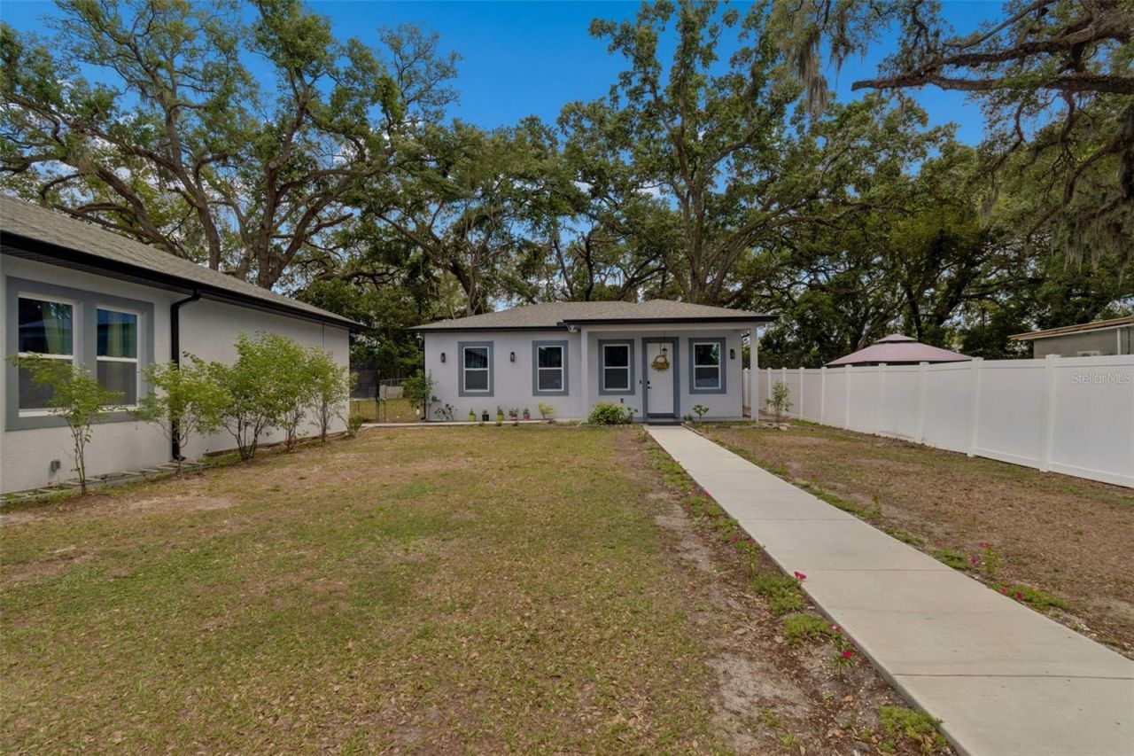 106 W 122nd Avenue, Tampa, FL 33612 Photo