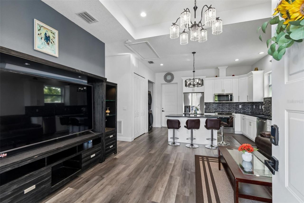 106 W 122nd Avenue, Tampa, FL 33612 Photo