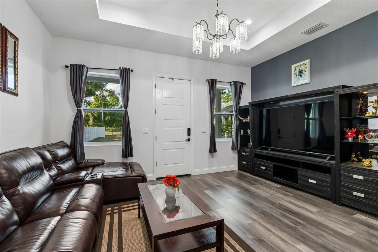 106 W 122nd Avenue, Tampa, FL 33612 Photo