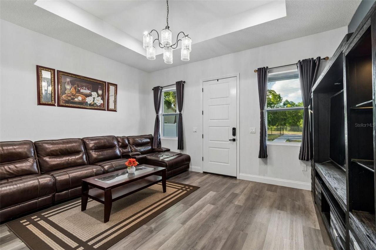 106 W 122nd Avenue, Tampa, FL 33612 Photo