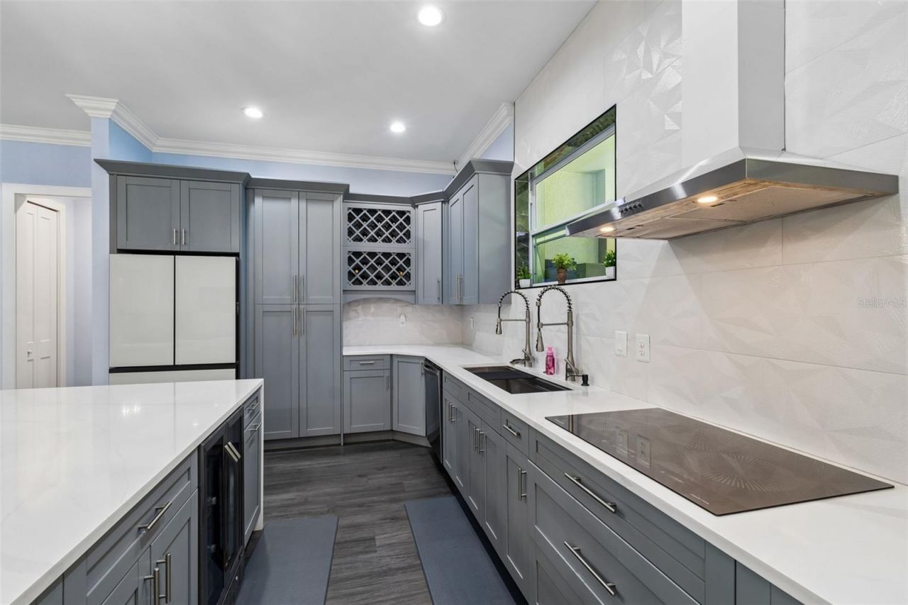 106 W 122nd Avenue, Tampa, FL 33612 Photo