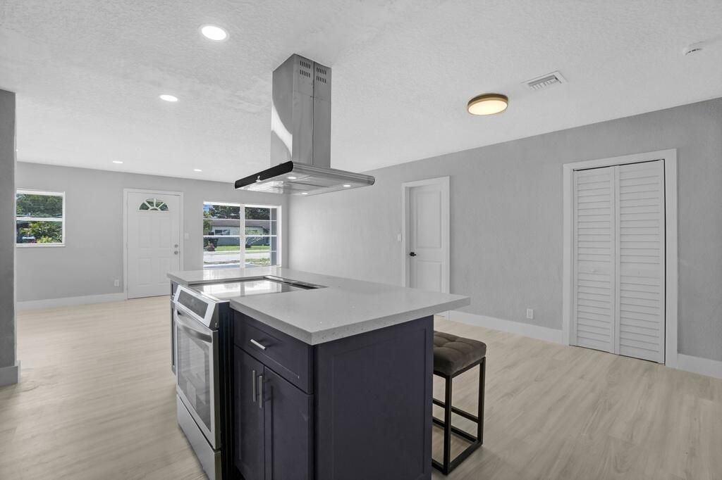 6721 Simms Street, Hollywood, FL 33024 Photo