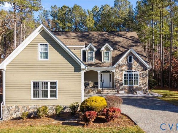 11106 Kings Pond Drive, New Kent, VA 23140