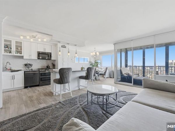 6 Horizon 2809, Unit 2809, FORT LEE, NJ 07024