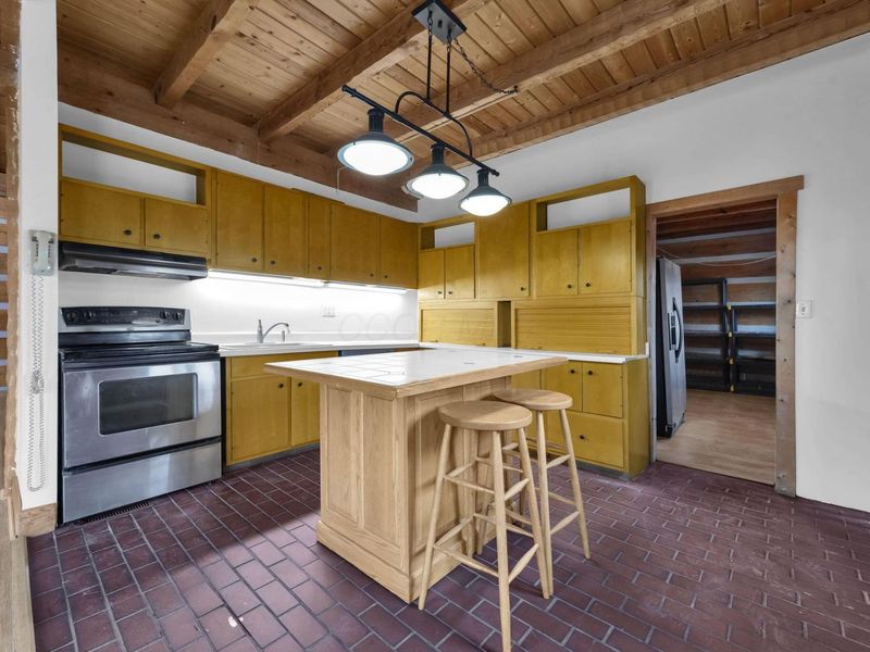 9757 Old Delaware Road, Mount Vernon, OH 43050 Photo 12