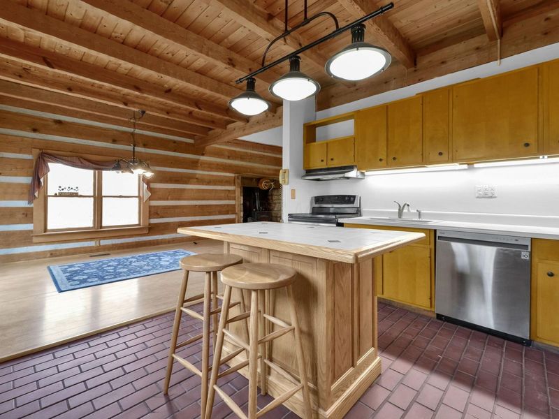 9757 Old Delaware Road, Mount Vernon, OH 43050 Photo 13