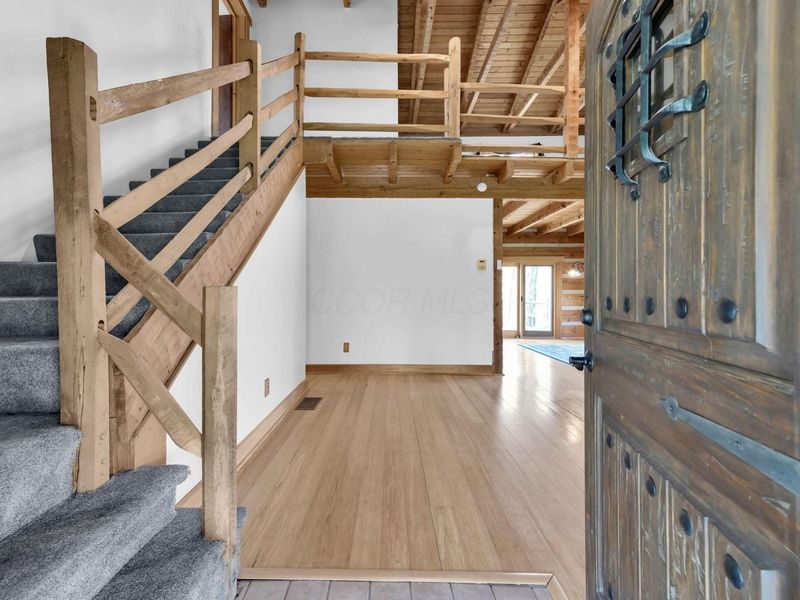 9757 Old Delaware Road, Mount Vernon, OH 43050 Photo 5